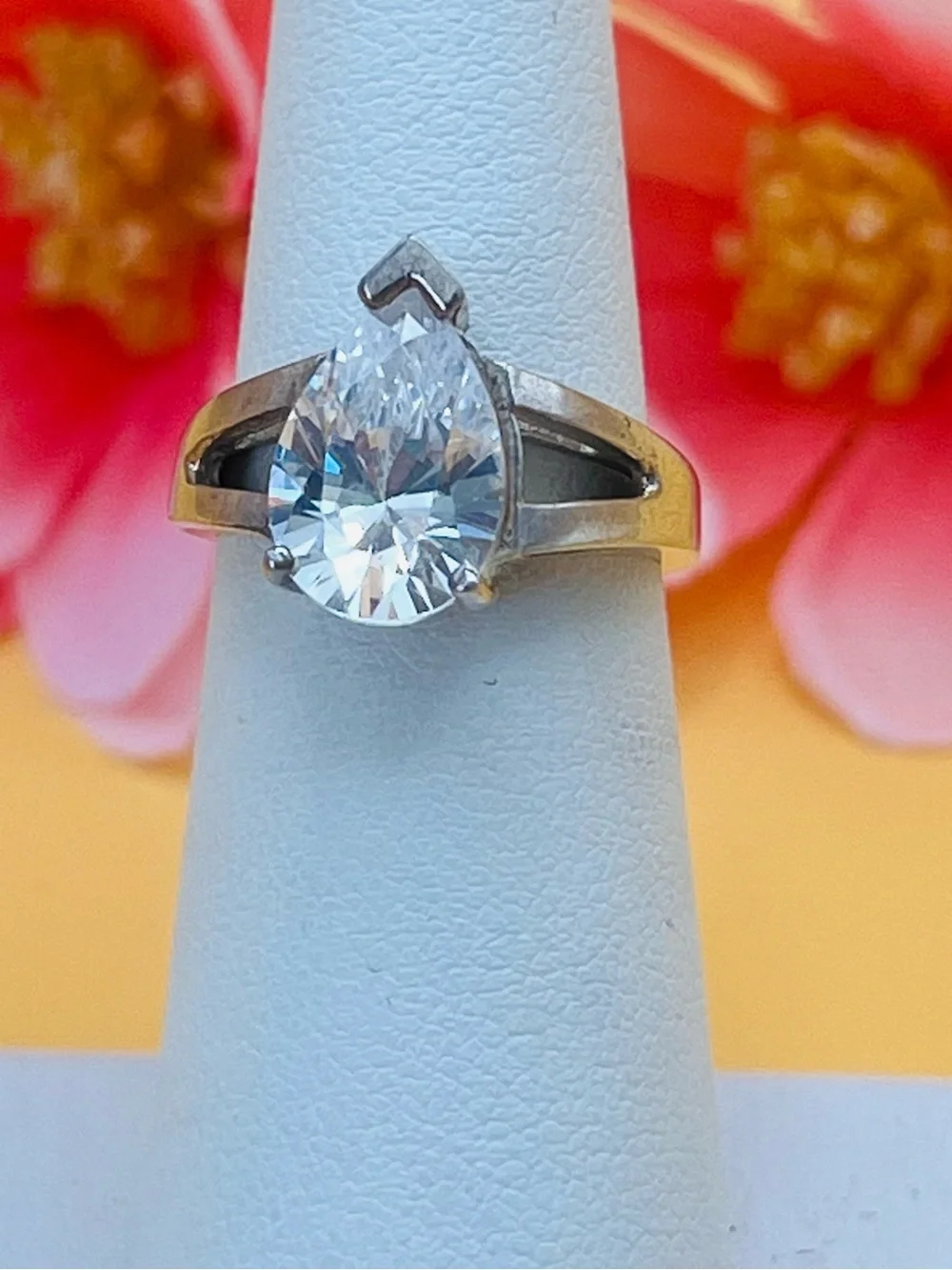 Silver Teardrop CZ Solitaire RingSize 5